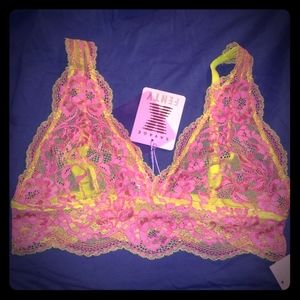 Savage X Fenty💛lace bralet. NWOT